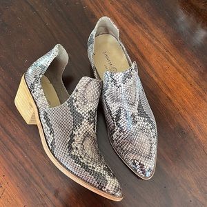 Chinese Laundry bootie